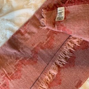 Wilfred 💗 Hot Pink Large Wool Blanket Scarf